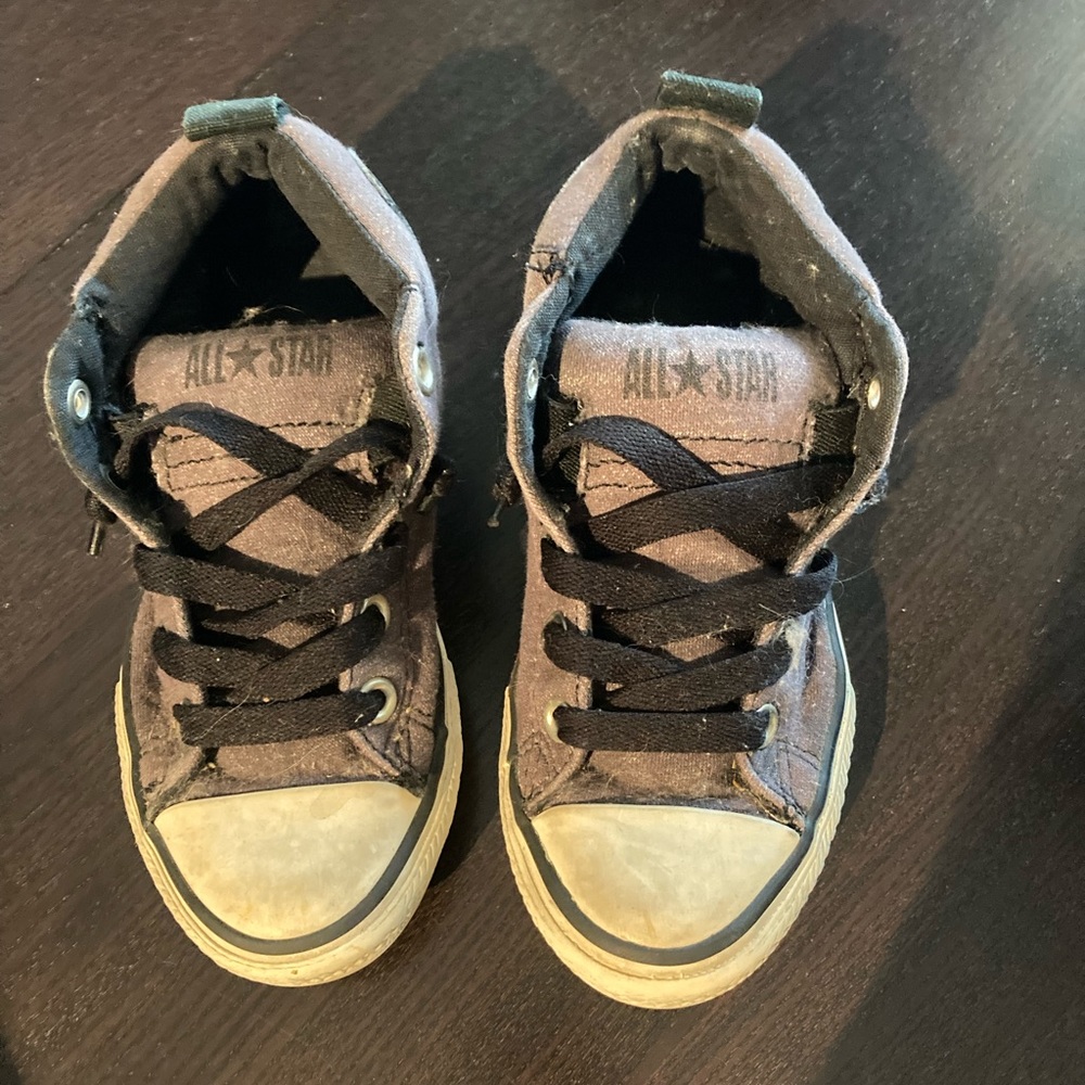 All Star gym shoes